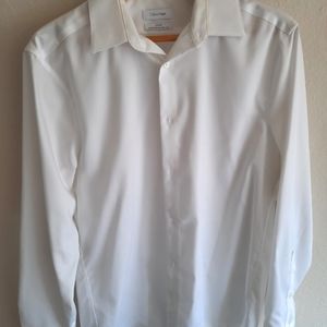 Calvin Klein Steel Men's White Buttoned Up Shirt